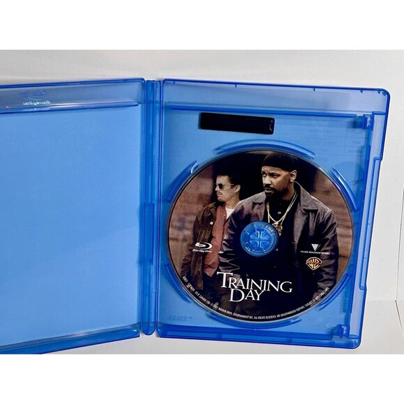 Training Day Blu-Ray. Ethan Hawke. Denzel Washington. Pre-Owned. Played & Tested - Picture 3 of 3